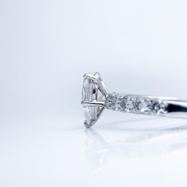 1カラットアップペアシェイプダイヤモンドリング D 1.009ct E 1カラットアップペアシェイプダイヤモンドリング D 1.009ct E