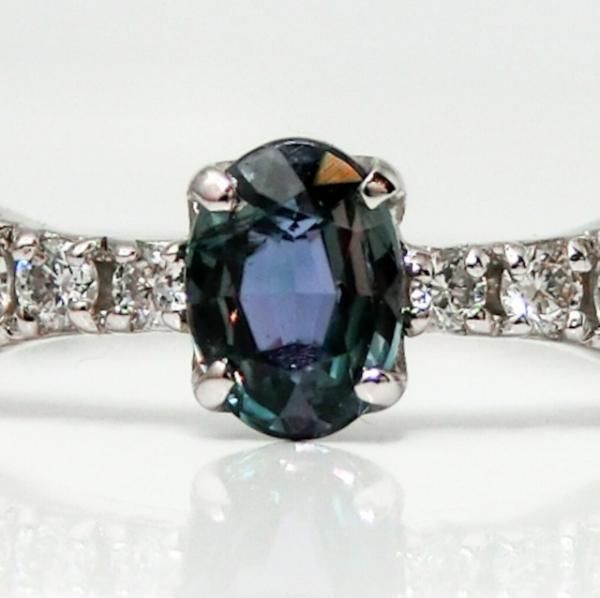 アレキサンドライト ダイヤモンドリング AX 0.14ct D 0.10ct Pt900 アレキサンドライト ダイヤモンドリング AX 0.14ct D 0.10ct Pt900