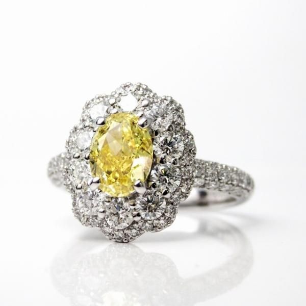 インテンスイエローダイヤモンドリング D 1.01ct FIY-SI2 D 1.22ct