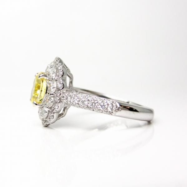 インテンスイエローダイヤモンドリング D 1.01ct FIY-SI2 D 1.22ct