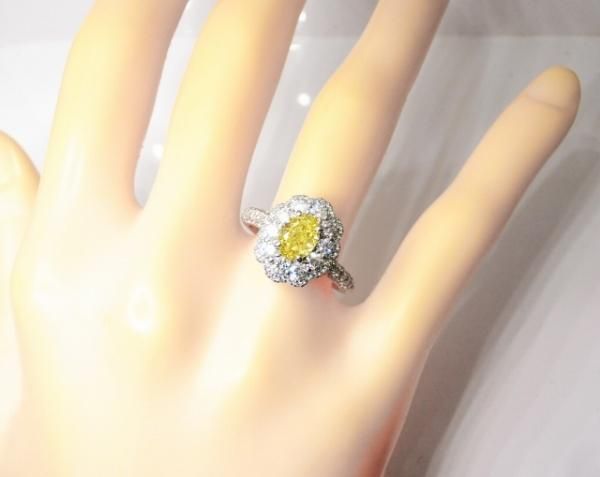 Pt900 ライトイエローダイヤモンド1.00ctデザインリング Pt900 ライトイエローダイヤモンド1.00ctデザインリング