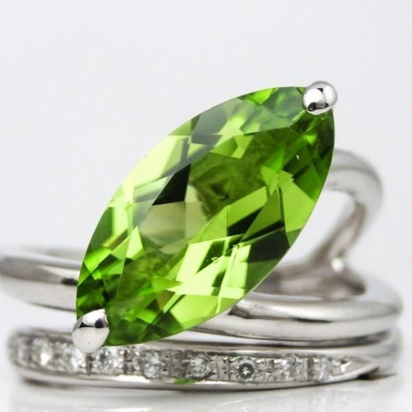 ペリドット ダイヤモンドリング PE 2.80ct D 0.08ct Pt900 JGGC