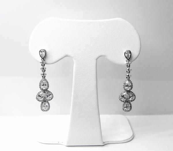 ペアシェイプダイヤモンドピアス D 2.17ct D 0.59ct K18WG ペアシェイプダイヤモンドピアス D 2.17ct D 0.59ct K18WG