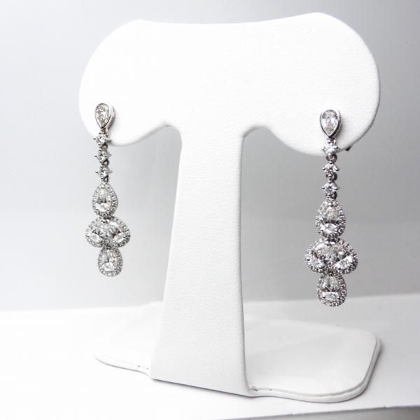 ペアシェイプダイヤモンドピアス D 2.17ct D 0.59ct K18WG ペアシェイプダイヤモンドピアス D 2.17ct D 0.59ct K18WG