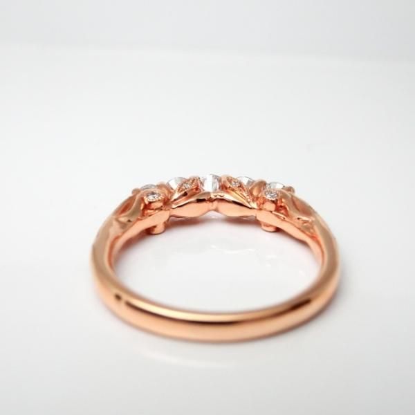 美品❣️エステール❗️D0.13CT✨k18YGミルグレインダイヤモンドリング 美品❣️エステール❗️D0.13CT✨k18YGミルグレインダイヤモンドリング