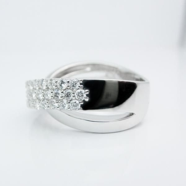 クロスパヴェダイヤモンドリング D 0.90ct K18WG BOUTIQUE LINE クロスパヴェダイヤモンドリング D 0.90ct K18WG BOUTIQUE LINE