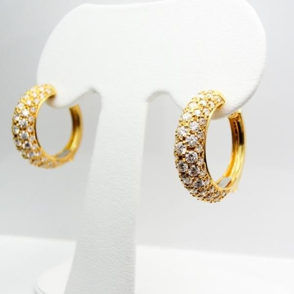 パヴェダイヤモンドピアス D 2.00ct K18YG BOUTIQUE LINE パヴェダイヤモンドピアス D 2.00ct K18YG BOUTIQUE LINE
