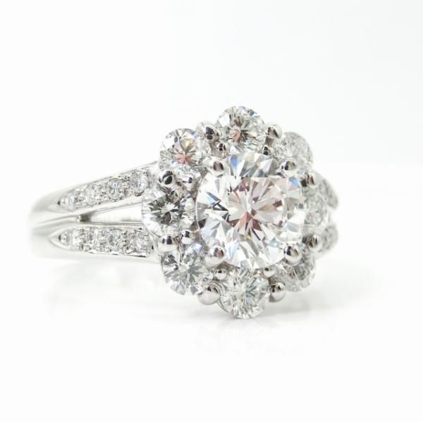 ダイヤモンドリング D 1.025ct E-SI1-VG 0.95ct Pt900 中央宝石