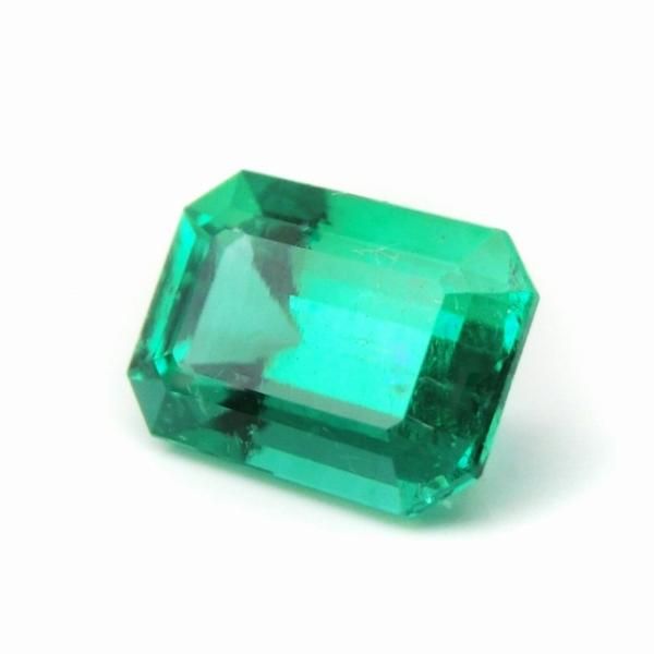 コロンビア産ノンオイルエメラルドルース EM 0.92ct GIA鑑別書付