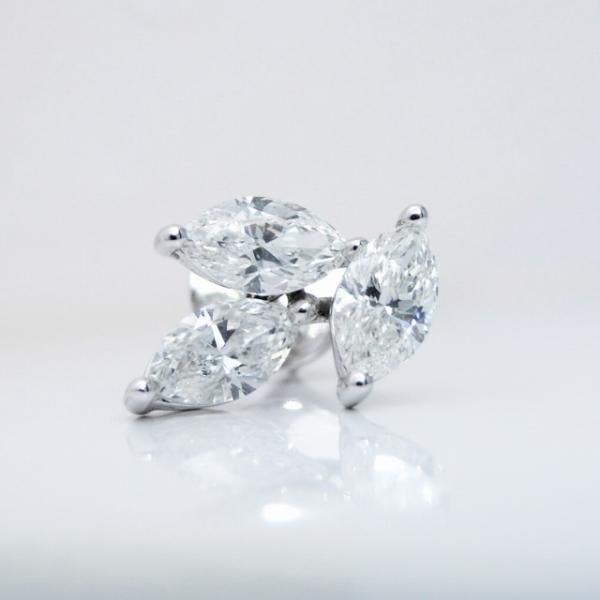 マーキスカットダイヤモンドピアス D 1.67ct K18WG BOUTIQUE LINE