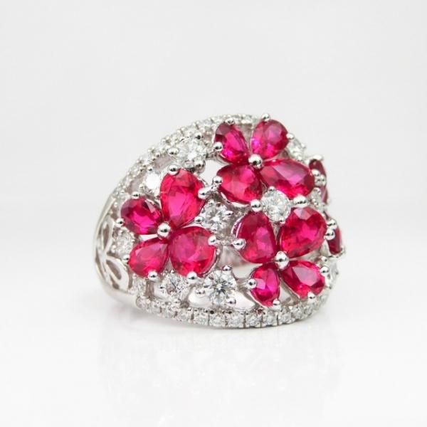 ルビー ダイヤモンドフラワーモチーフリング R 4.08ct D 01.09ct ルビー ダイヤモンドフラワーモチーフリング R 4.08ct D 01.09ct