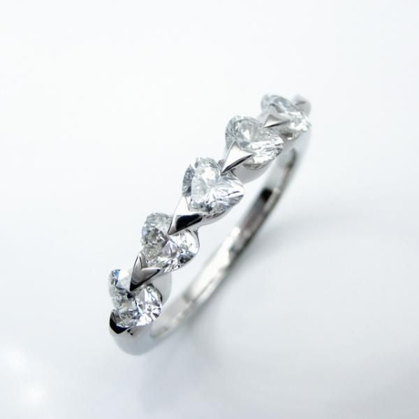 ハートシェイプダイヤモンドハーフエタニティリング D 0.938ct ハートシェイプダイヤモンドハーフエタニティリング D 0.938ct