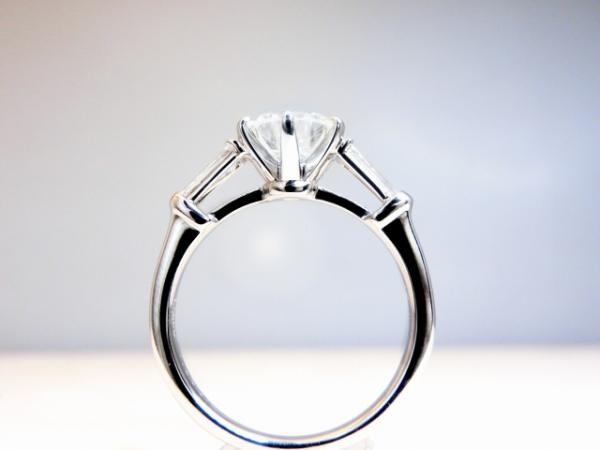 ダイヤモンド テーパーダイヤモンドリング D 1.356ct H-VS1-VG ダイヤモンド テーパーダイヤモンドリング D 1.356ct H-VS1-VG