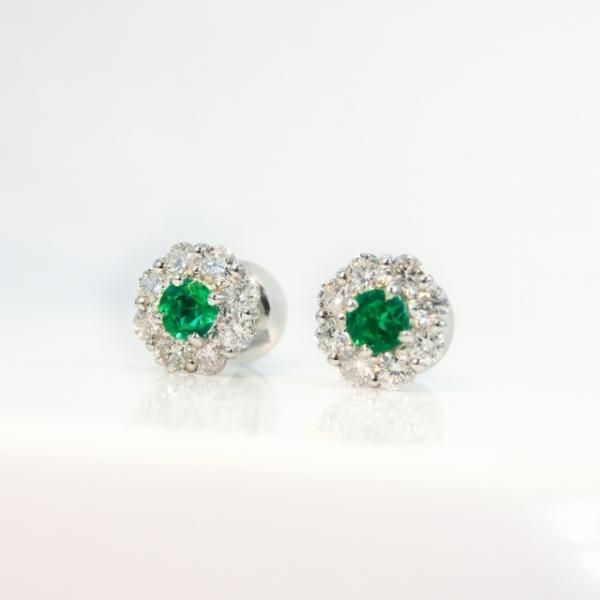エメラルド ダイヤモンドピアス EM 0.18ct D 0.38ct Pt950日独