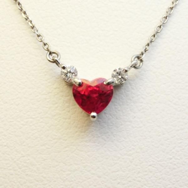 Ptルビーダイヤペンダントネックレス！R0.70ct.D0.026ct.。