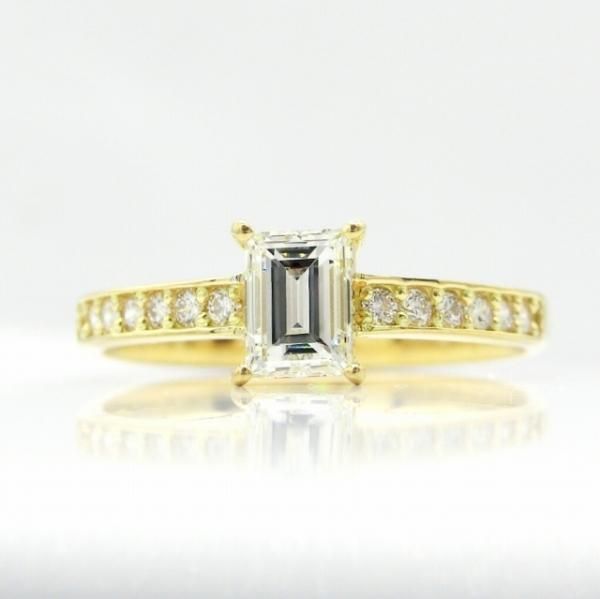 バゲットカットダイヤモンドリング D 0.40ct I-VS1 0.10ct K18YG 中央