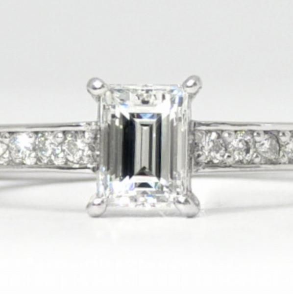 【クーポン対象外】 バゲットカットダイヤモンドリング D 0.403ct E-VS1 0.10ct アクセサリー