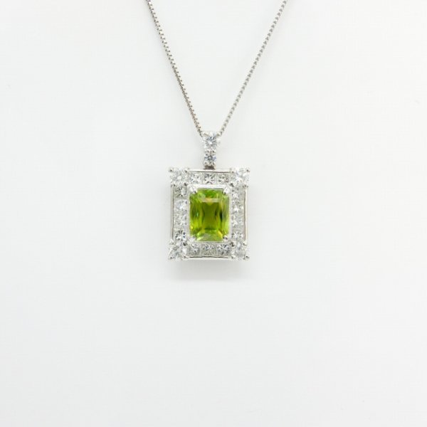 プリンセスカット ダイヤモンド ネックレス Pt900 0.32ct 4.5g