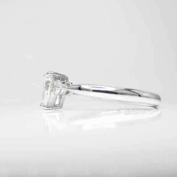 ペアシェイプダイヤモンドリング D 0.508ct D-VS2 0.14ct Pt950 ペアシェイプダイヤモンドリング D 0.508ct D-VS2 0.14ct Pt950