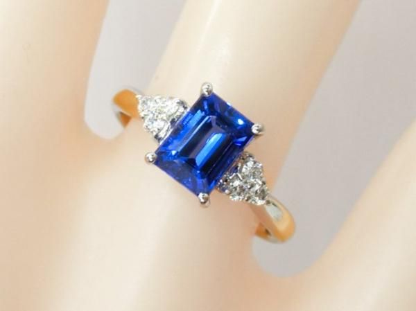 エメラルドカットタンザナイト ダイヤモンドリング TA 1.32ct D エメラルドカットタンザナイト ダイヤモンドリング TA 1.32ct D