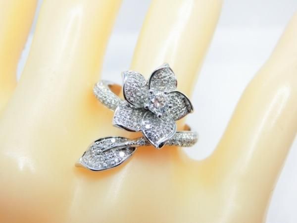 ダイヤモンド フラワーモチーフリング D 0.15ct 0.57ct K18WG