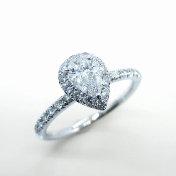 D-IF ペアシェイプ ダイヤモンドリング D 0.42ct 0.31ct Pt950