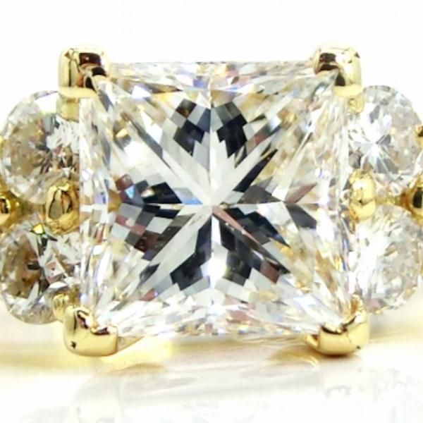 プリンセスカットダイヤモンドリング D 1.059ct G-SI1 0.35ct