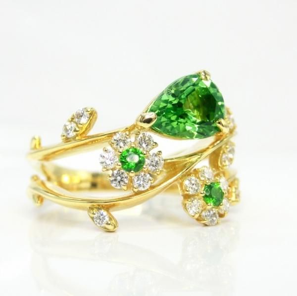 ミントグリーンガーネット デマントイドガーネット ダイヤモンド