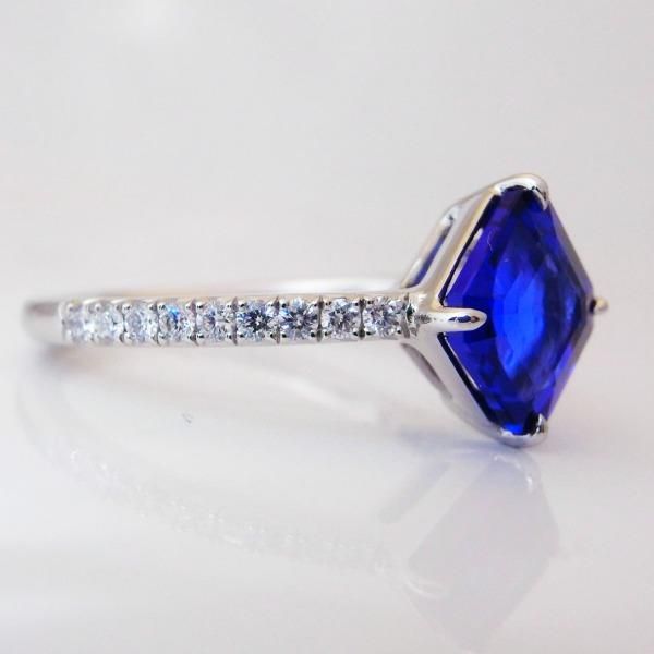 スクエアタンザナイト ダイヤモンドリング TA 1.74ct D 0.20ct スクエアタンザナイト ダイヤモンドリング TA 1.74ct D 0.20ct