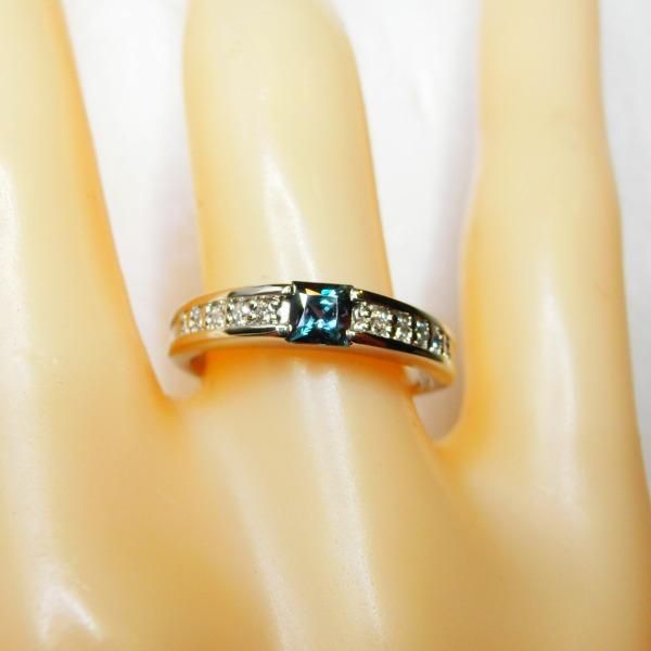 専用JF307★高級 アレキサンドライト0.64ct ダイヤ pt ピアス 鑑付 専用JF307☆高級 アレキサンドライト0.64ct ダイヤ pt ピアス 鑑