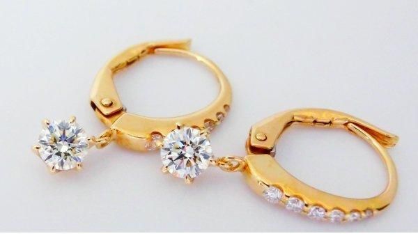 ダイヤモンド スイングタイプジャーマンピアス D 0.20ct D 0.06ct D