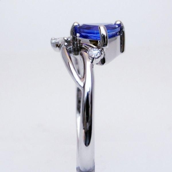 トリリアントカットタンザナイト ダイヤモンドリング TA 1.14ct トリリアントカットタンザナイト ダイヤモンドリング TA 1.14ct