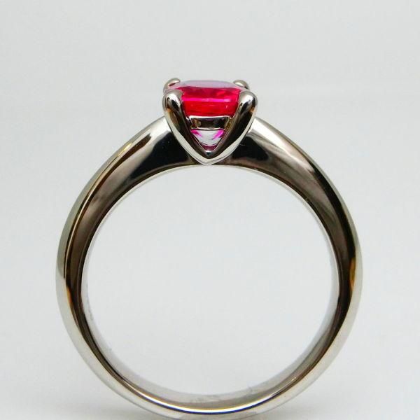 ミャンマー産ピジョンブラッドカラールビー リング R 1.22ct