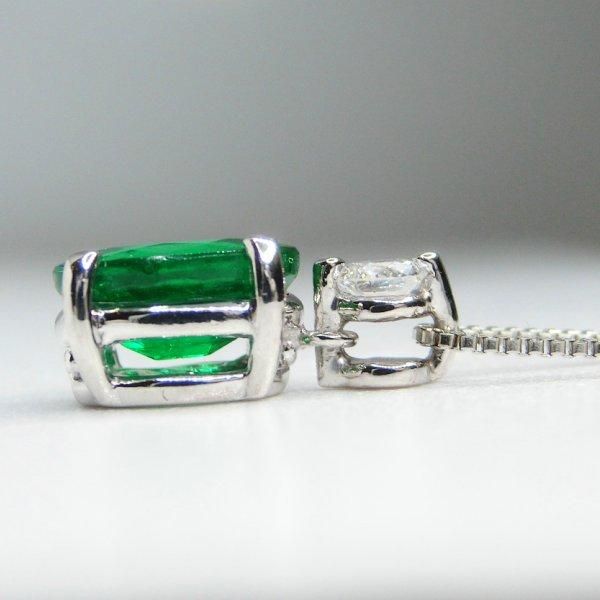 ビビッドグリーンエメラルド ダイヤモンドネックレス EM 0.74ct D 0.07ct Pt900 JGGC鑑別書付 BOUTIQUE LINE