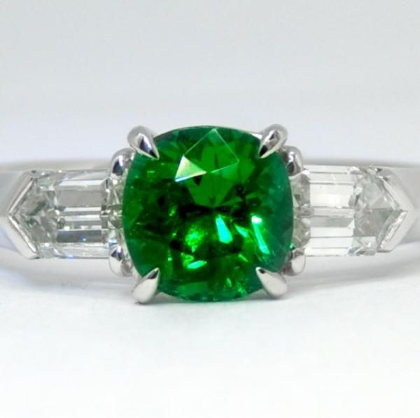 コロンビア産エメラルド ダイヤモンドリング EM 0.81ct D 0.60ct Pt900