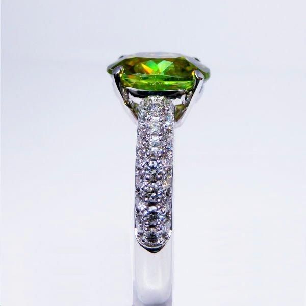 グリーンスフェーン ダイヤモンドリング SH 2.37ct D 0.45ct