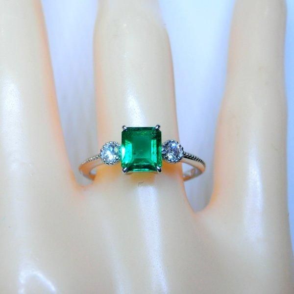 コロンビア産エメラルドダイヤモンドリング EM 0.73ct D 0.13ct