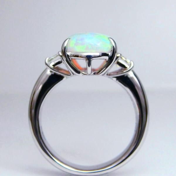 オパール ダイヤモンドリング OP 3.68ct D 0.56ct Pt900 JGGC オパール ダイヤモンドリング OP 3.68ct D 0.56ct Pt900 JGGC