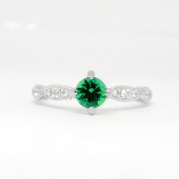 ロシア産ノンオイルエメラルド ダイヤモンドリング EM 0.30ct D