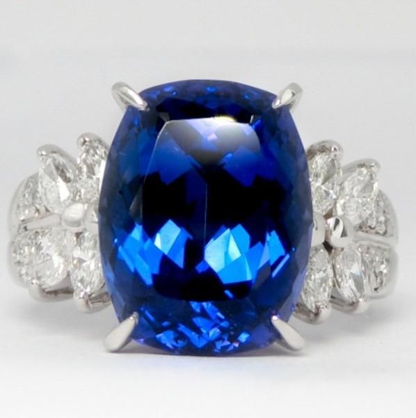Tanzanite Pt900タンザナイト ダイヤモンドリング (NO.48560