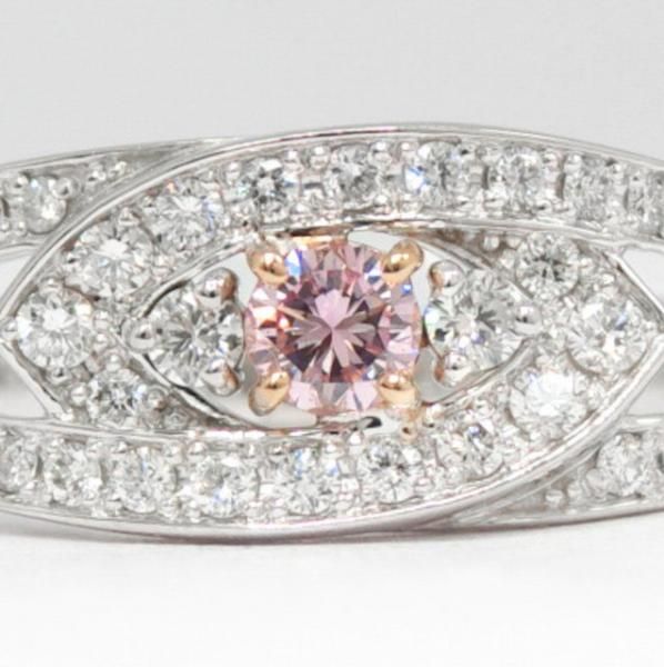 ファンシーパープリッシュピンクダイヤモンドリング D 0.108ct ファンシーパープリッシュピンクダイヤモンドリング D 0.108ct