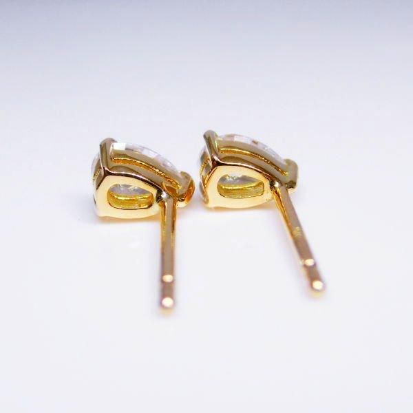 ペアシェイプダイヤモンドピアス D 0.205ct D-VS2 0.201ct D-VS2 ペアシェイプダイヤモンドピアス D 0.205ct D-VS2 0.201ct D-VS2