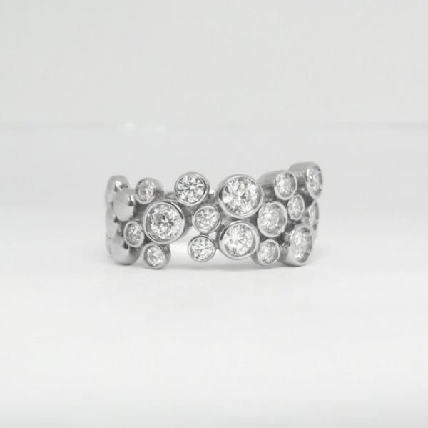 ベゼルセッティングダイヤモンド バブルデザインリング D 1.00ct