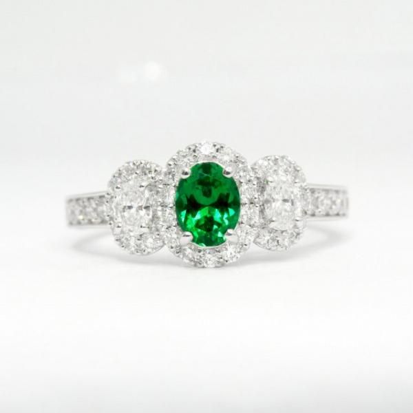 ロシア産ノンオイルエメラルド ダイヤモンドリング EM 0.32ct D