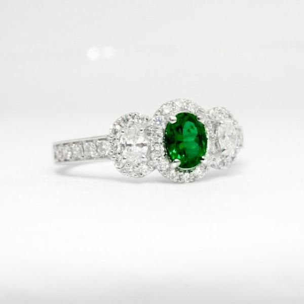 ロシア産ノンオイルエメラルド ダイヤモンドリング EM 0.32ct D