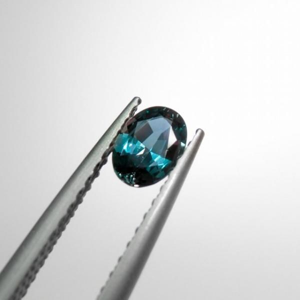 ブラジル産アレキサンドライト AX 0.76ct GIA鑑別書付 ブラジル産アレキサンドライト AX 0.76ct GIA鑑別書付