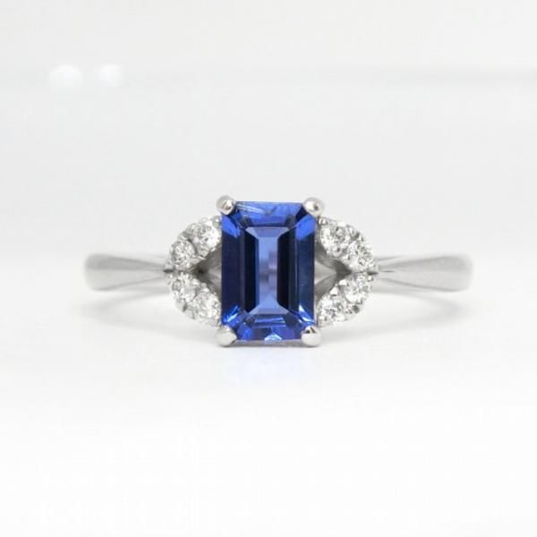エメラルドカットタンザナイト ダイヤモンドリング TA 0.60ct D