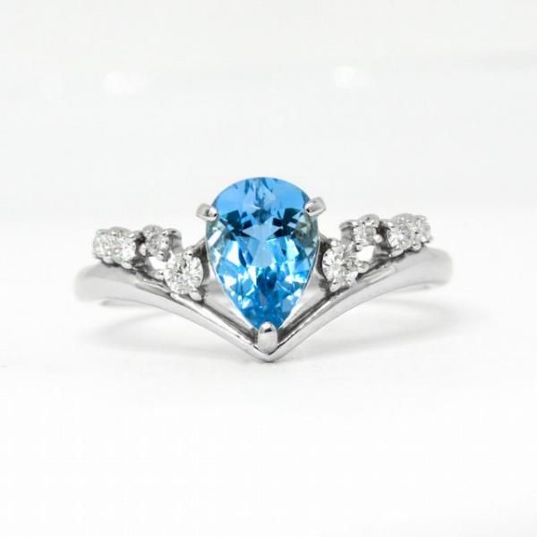 aquamarine