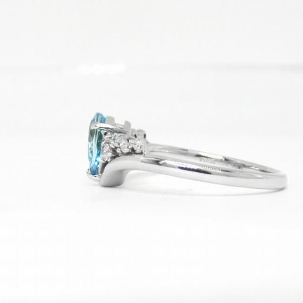 aquamarine