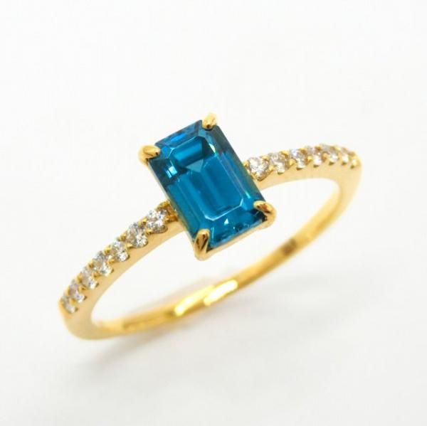 エメラルドカットブルージルコン ダイヤモンドリング ZI 1.216ct エメラルドカットブルージルコン ダイヤモンドリング ZI 1.216ct